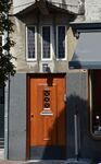 Een van de deuren die leiden naar de bovenwoningen.
<br/>
Richard Keijzer, 2015-08-13